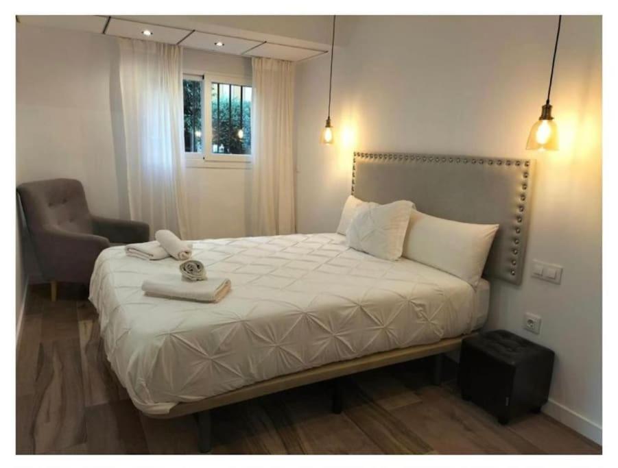 Apartamento Triana Arellano Севілья Екстер'єр фото